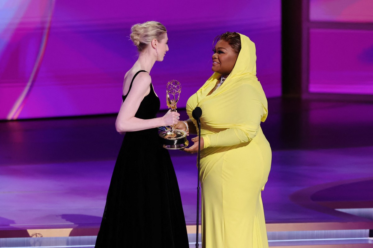 روح الأميرة ديانا ترافق إليزابيث ديبيكي مظهرا وصوتا (صور وفيديو)